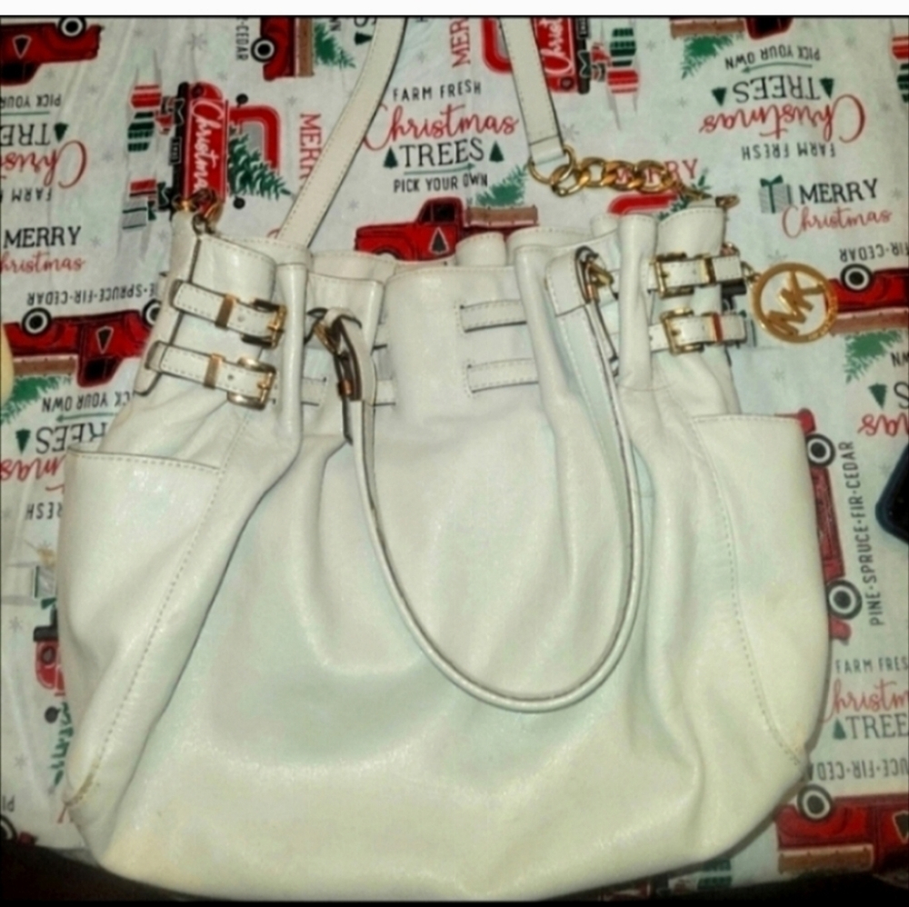 MICHAEL Michael Kors Off White Leather Large Edie Shoulder Bag - Picture 5 of 8